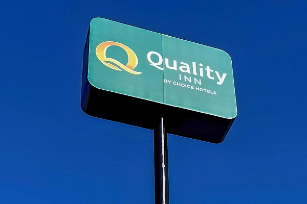 Quality Inn image 1